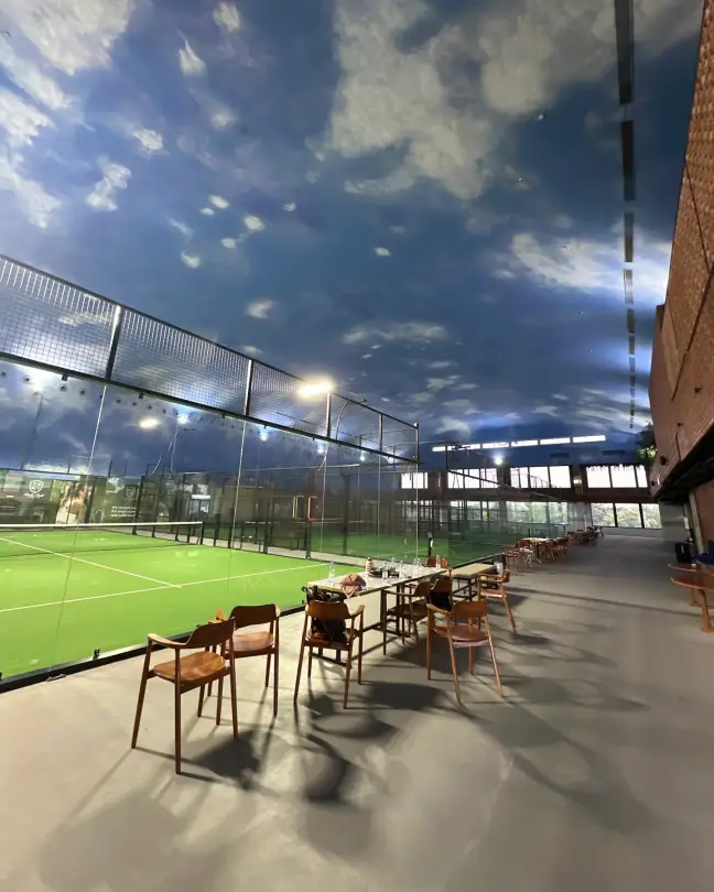 Seating along the courts