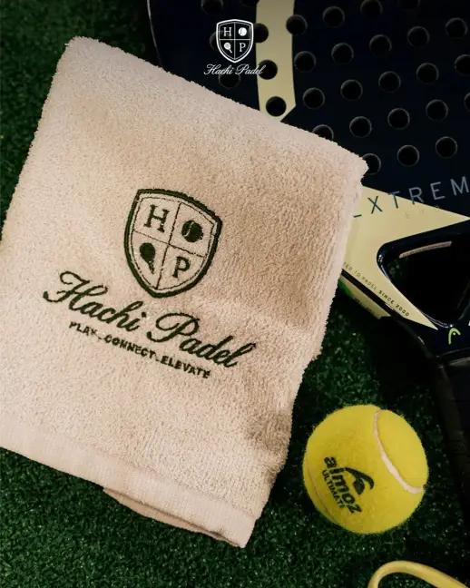 Hachi Padel crest towel